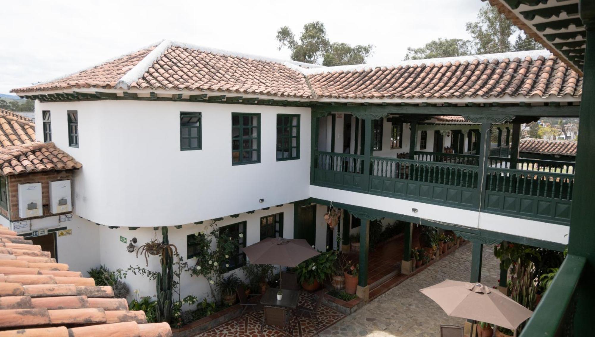 Hotel Beth Sarim 3*